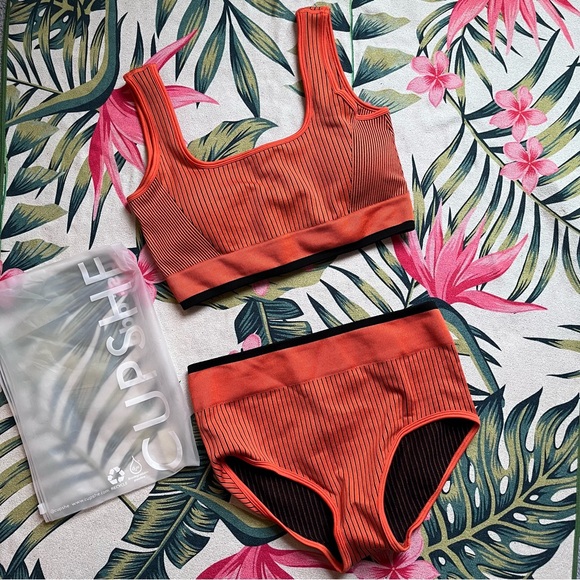 Cupshe Orange Bikini Top and High Rise Bottom Set, Size M - Picture 5 of 10